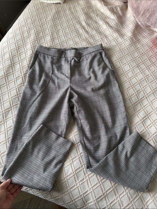 Dynamite Pants - Dynamite Gray Plaid Capris